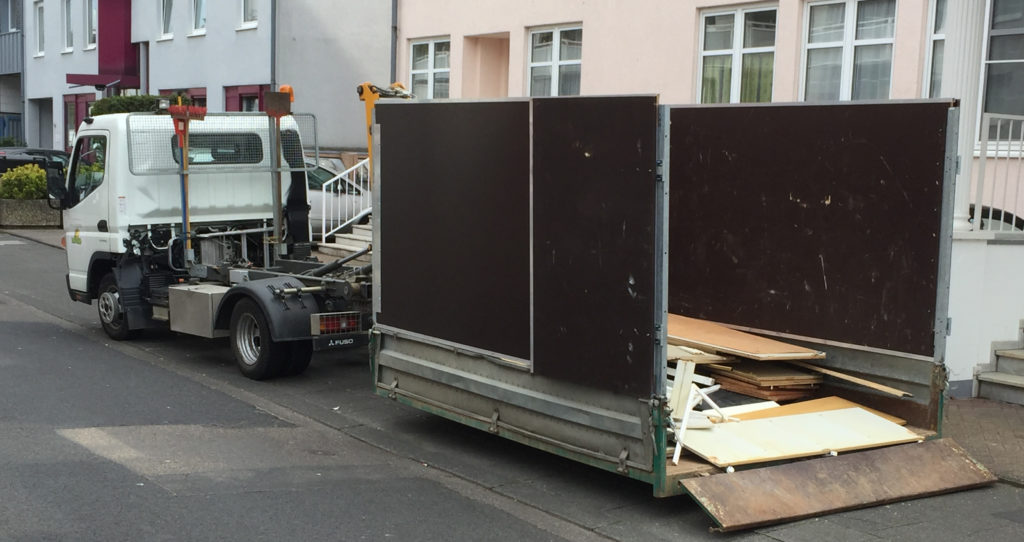 Haushaltsauflösung in Köln Brück mit eigenen Container Service