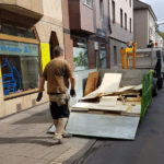 Container bei einer Haushaltsaufloesung